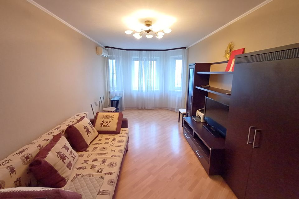 Сдаётся 3-комнатная квартира, 77 м²
