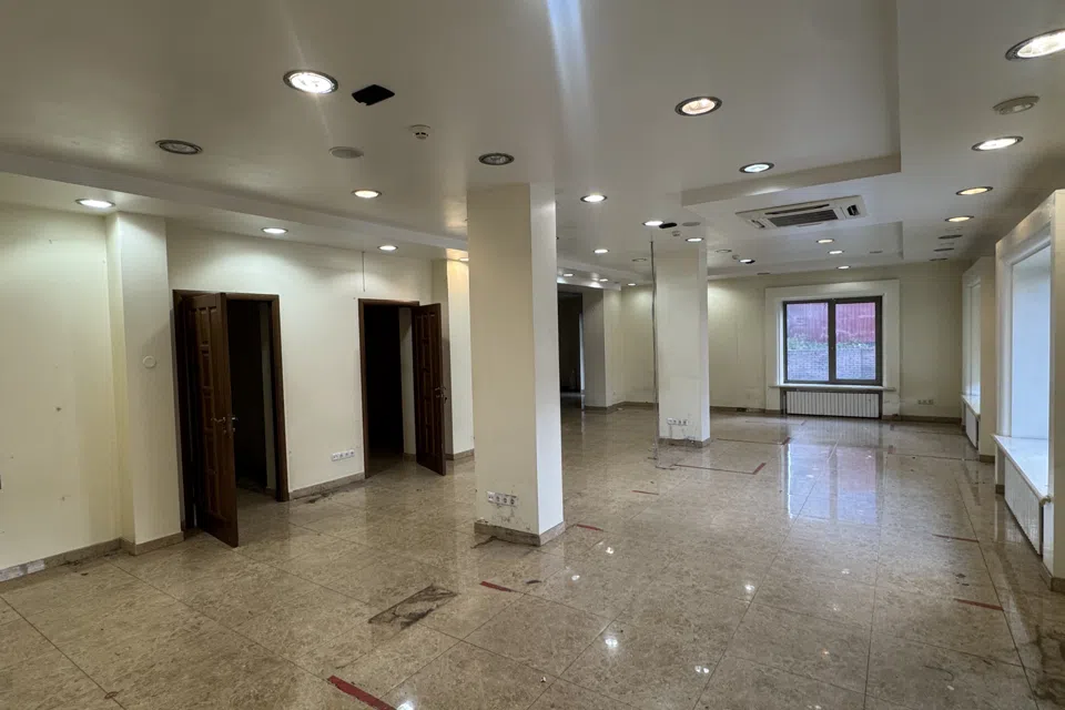 Сдаётся помещение своб. назначения, 178.5 м²