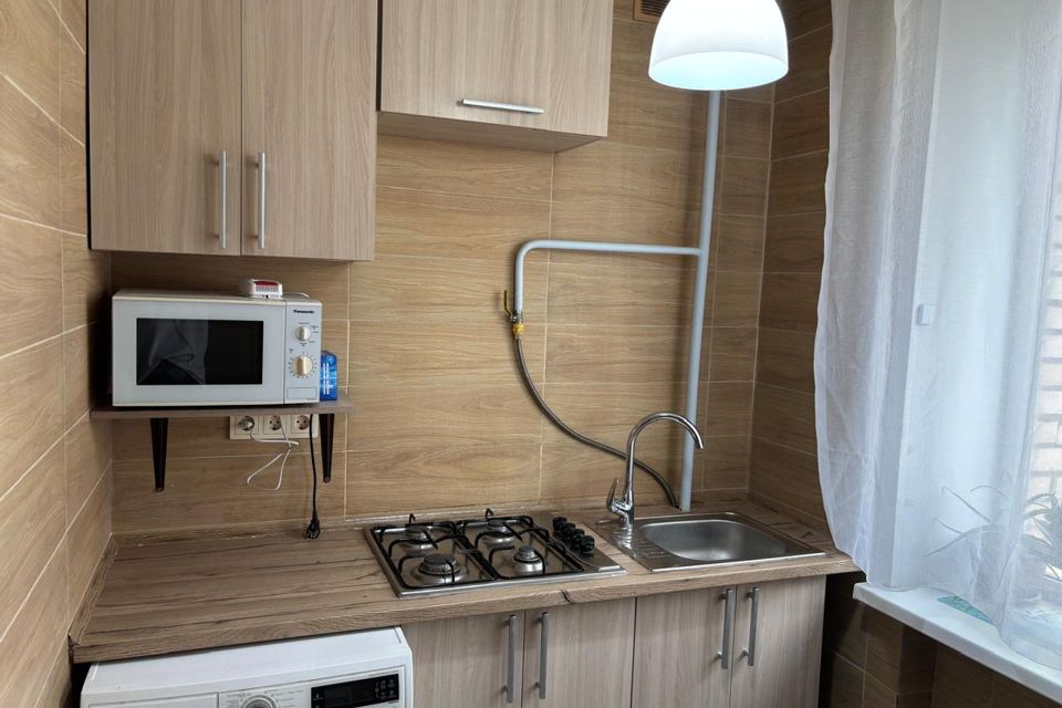 Сдаётся 1-комнатная квартира, 35 м²