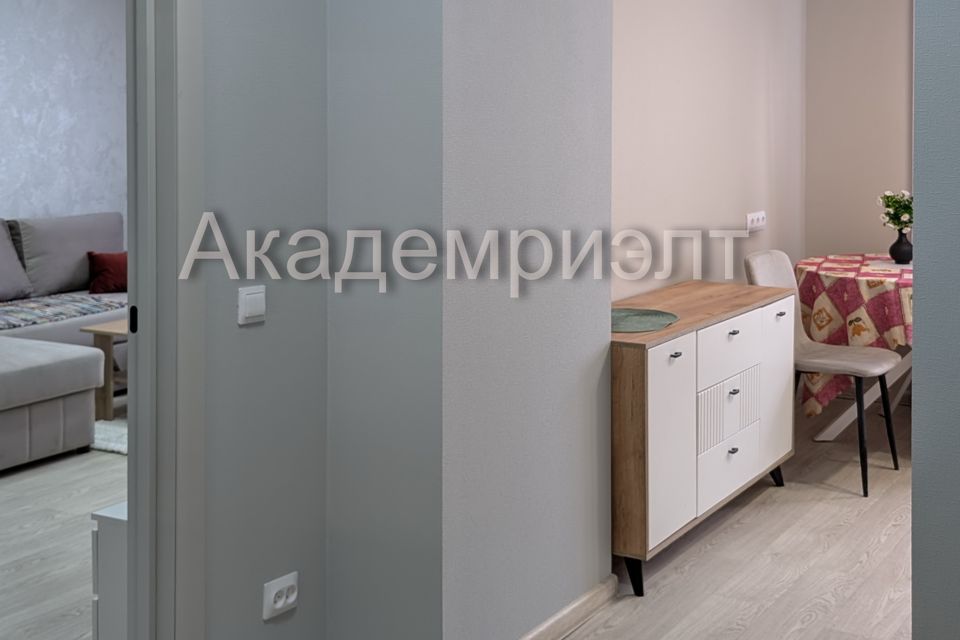 Сдаётся 1-комнатная квартира, 40 м²
