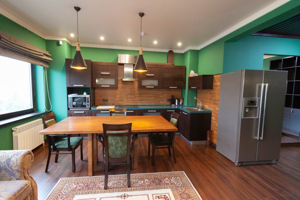 Сдаётся 2-комнатная квартира, 100.6 м²