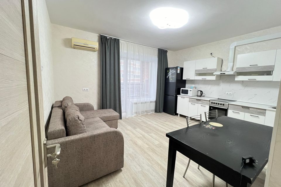 Сдаётся 2-комнатная квартира, 58.6 м²
