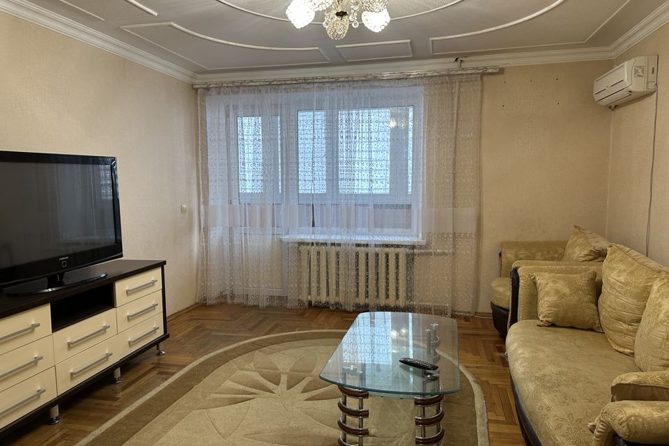 Сдаётся 4-комнатная квартира, 90 м²