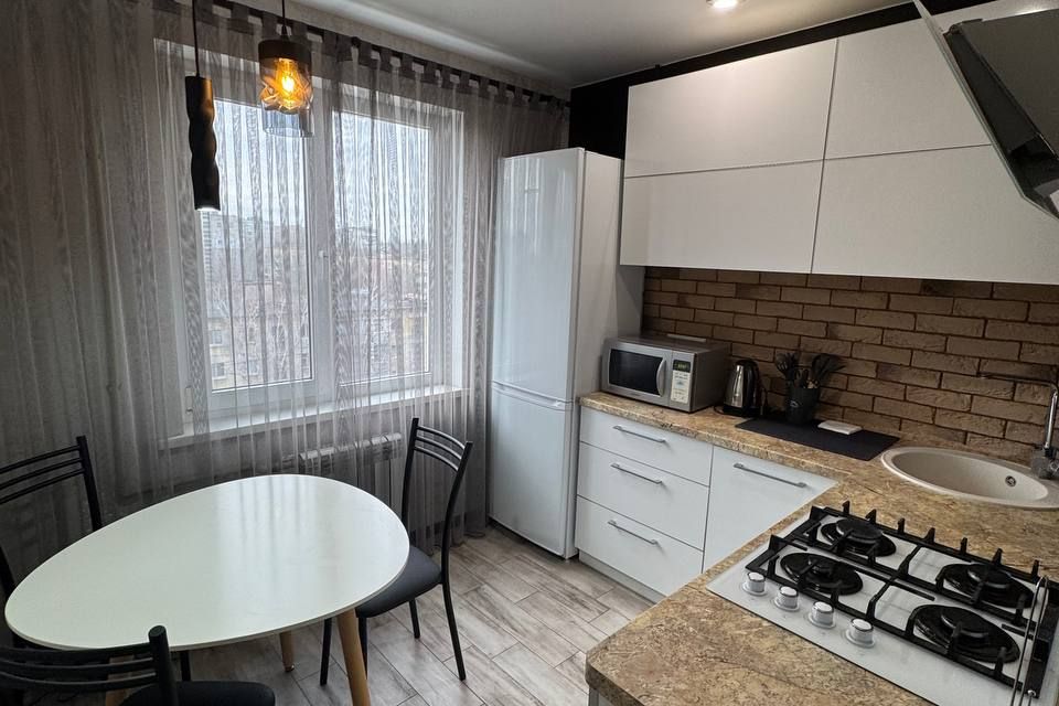 Сдаётся 2-комнатная квартира, 53 м²