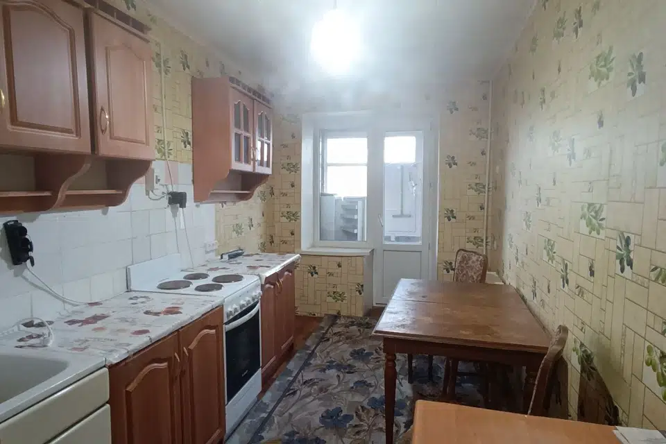 Сдаётся 4-комнатная квартира, 60 м²