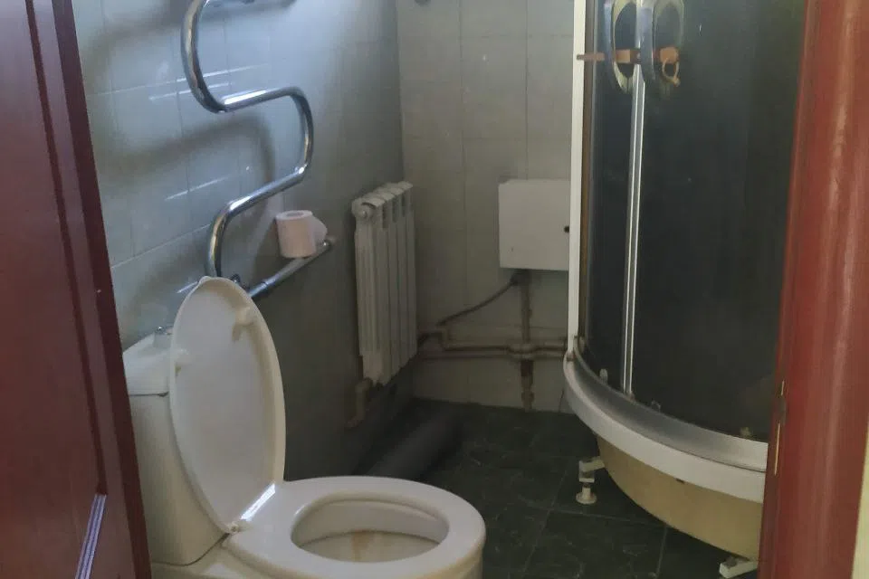 Сдаётся 2-этажный дом, 150 м²
