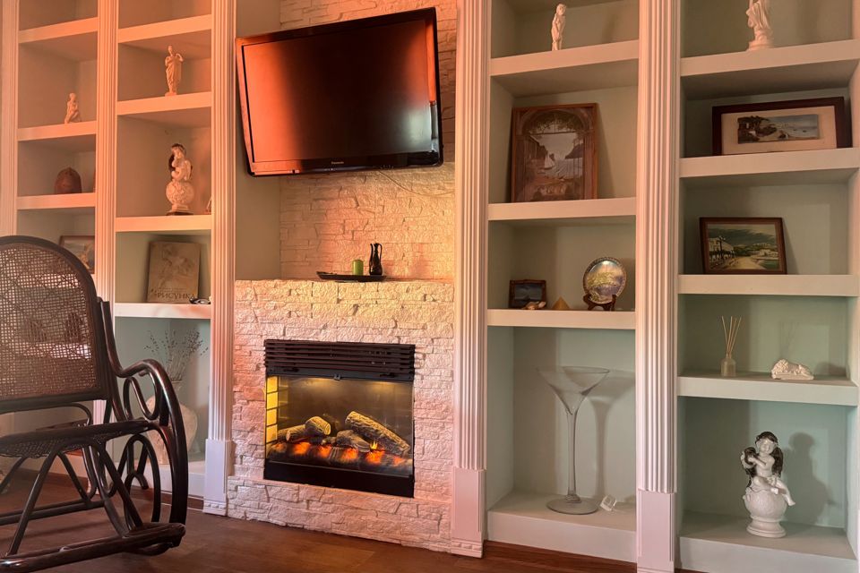 Сдаётся 2-комнатная квартира, 56 м²