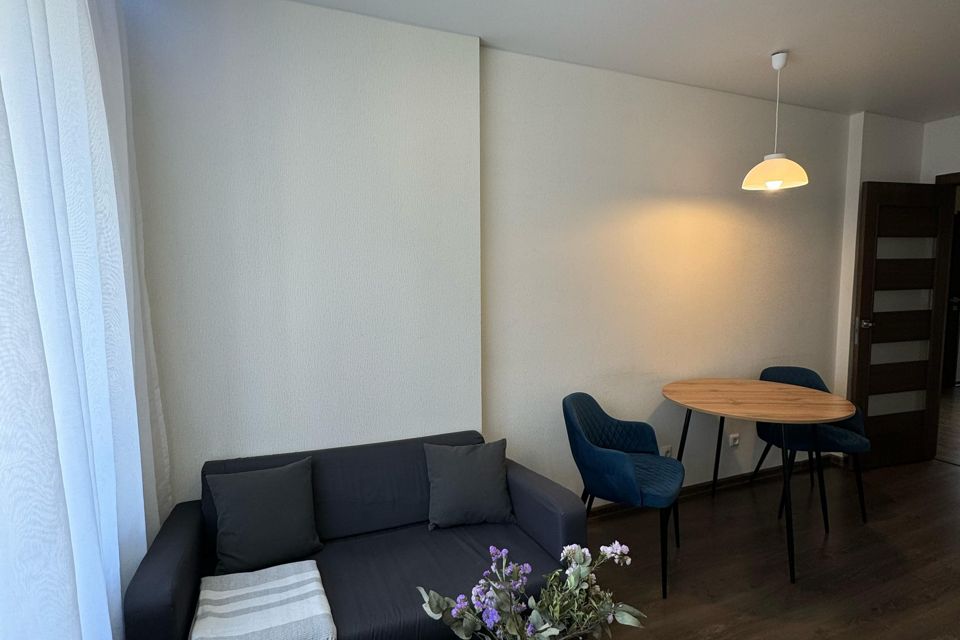 Сдаётся 2-комнатная квартира, 55 м²