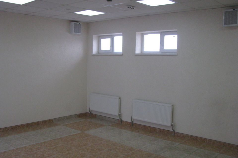 Сдаётся помещение своб. назначения, 250 м²