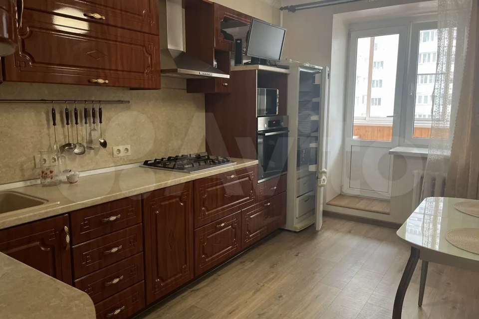 Сдаётся 1-комнатная квартира, 42 м²