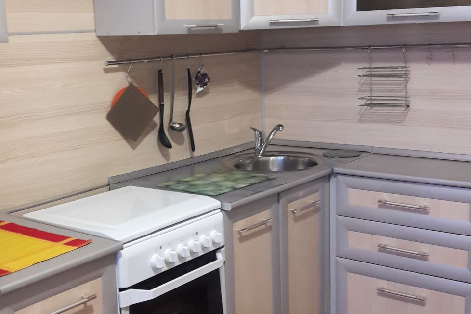 Сдаётся 2-комнатная квартира, 64 м²