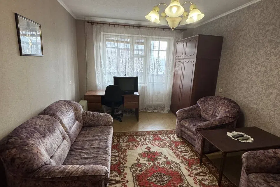 Сдаётся 4-комнатная квартира, 75 м²