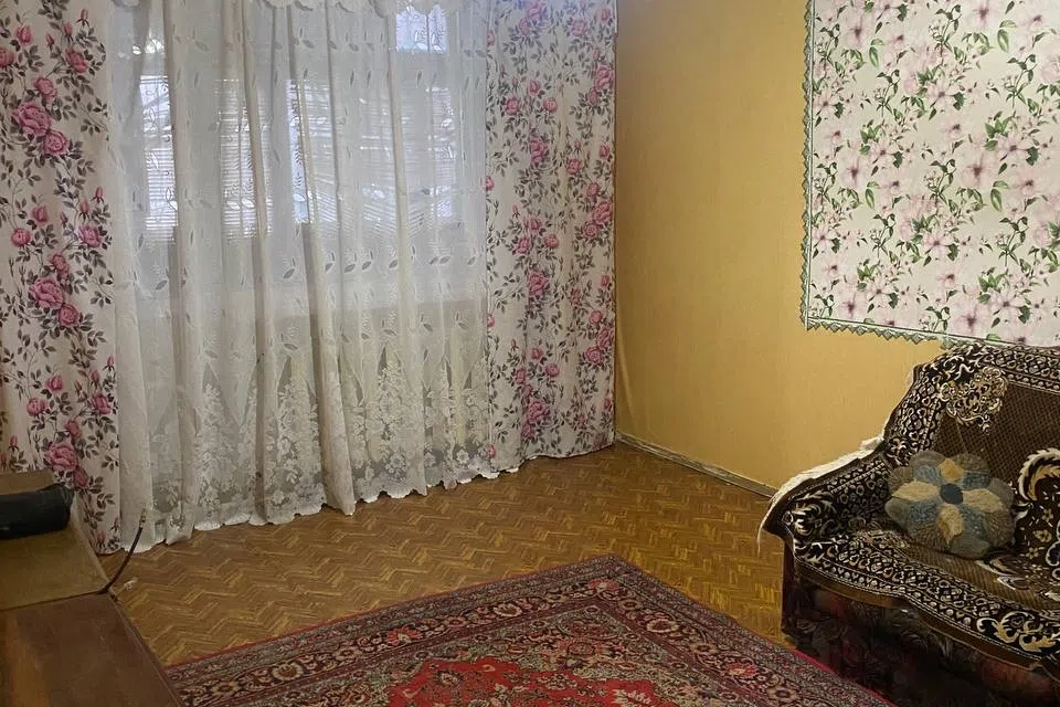 Сдаётся 1-комнатная квартира, 40 м²