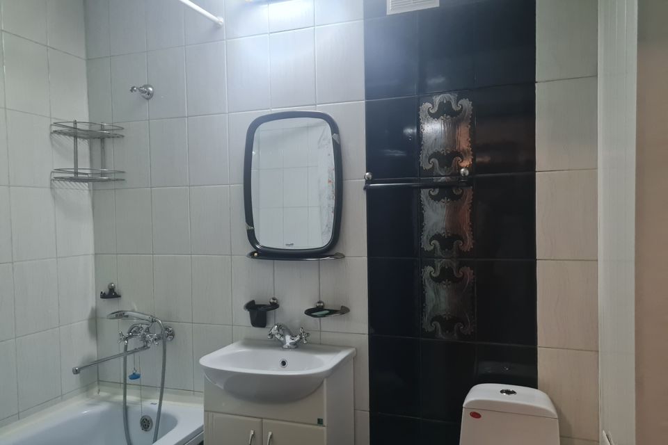 Сдаётся 1-комнатная квартира, 35 м²