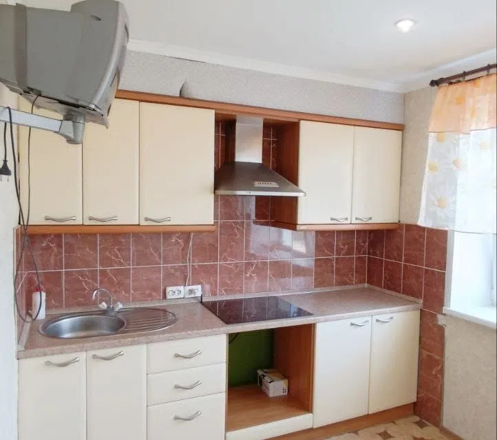 Сдаётся 1-комнатная квартира, 33 м²