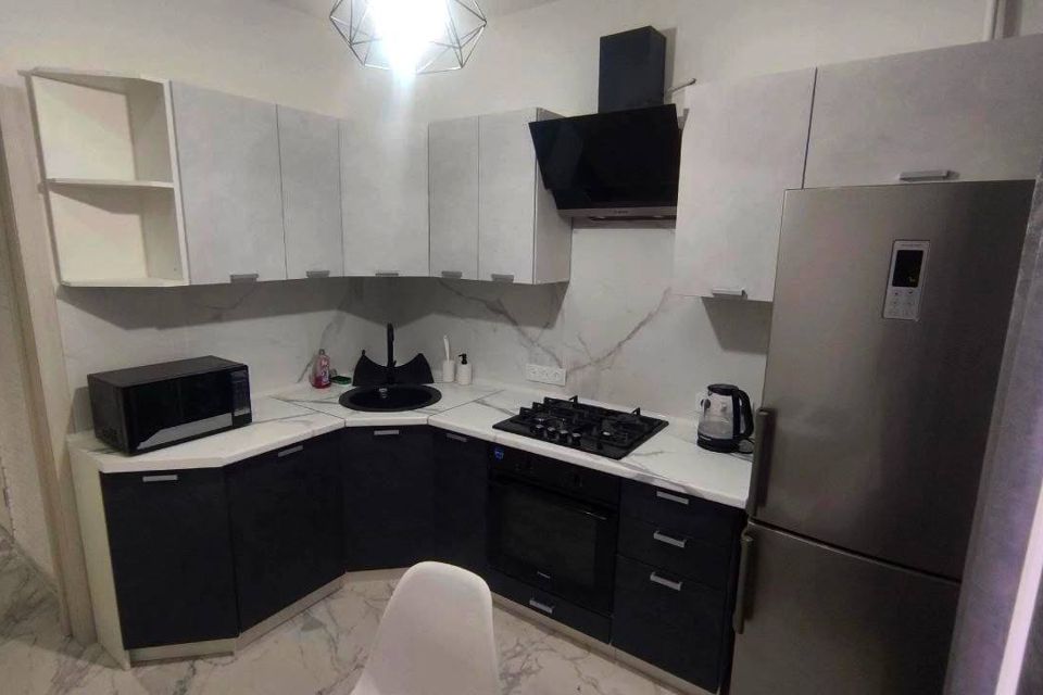 Сдаётся 2-комнатная квартира, 78 м²