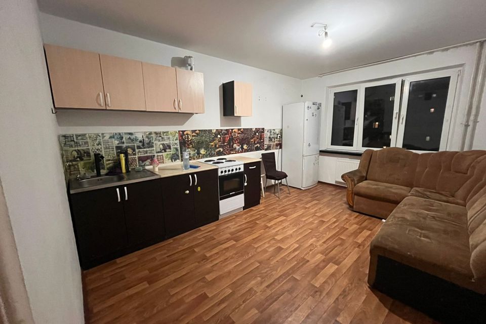 Сдаётся 2-комнатная квартира, 64.9 м²