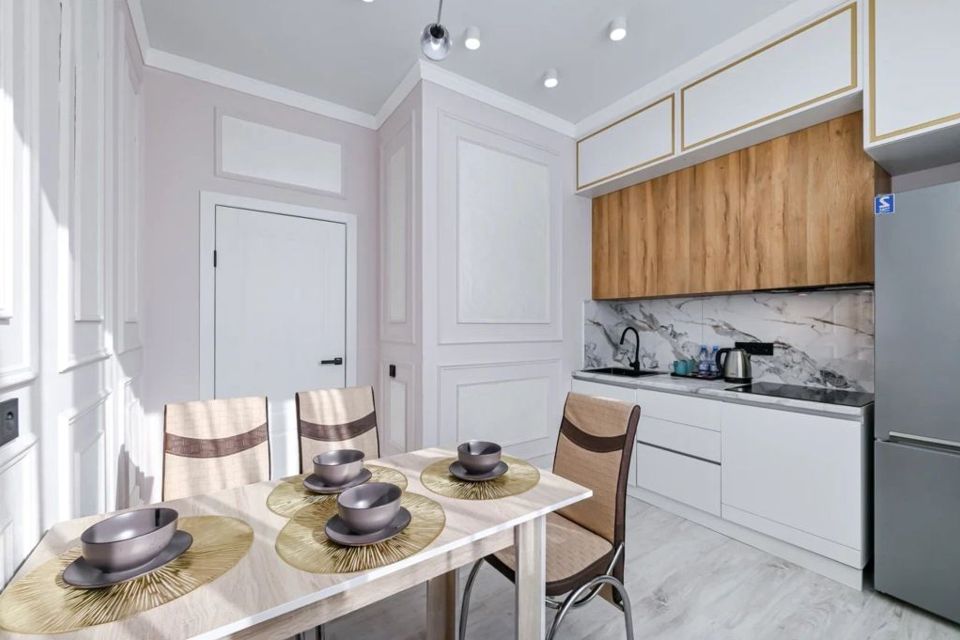 Сдаётся 2-комнатная квартира, 80 м²