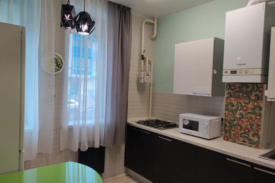 Сдаётся 2-комнатная квартира, 42 м²