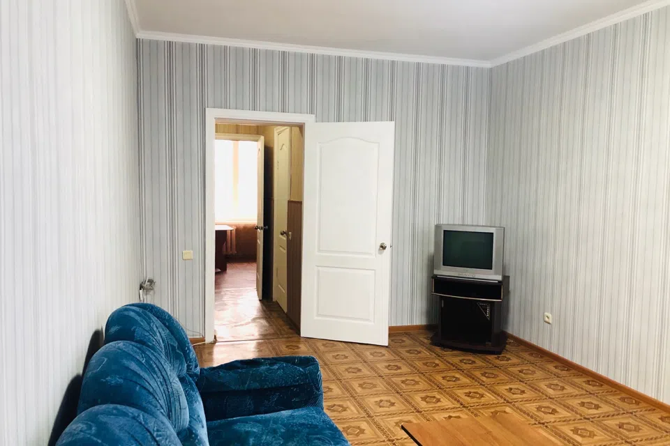 Сдаётся 2-комнатная квартира, 54 м²