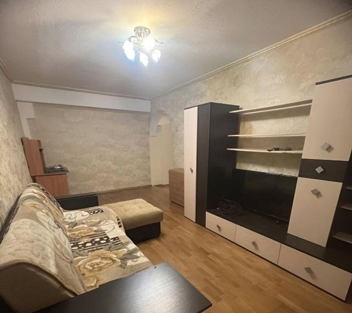 Сдаётся 2-комнатная квартира, 43 м²