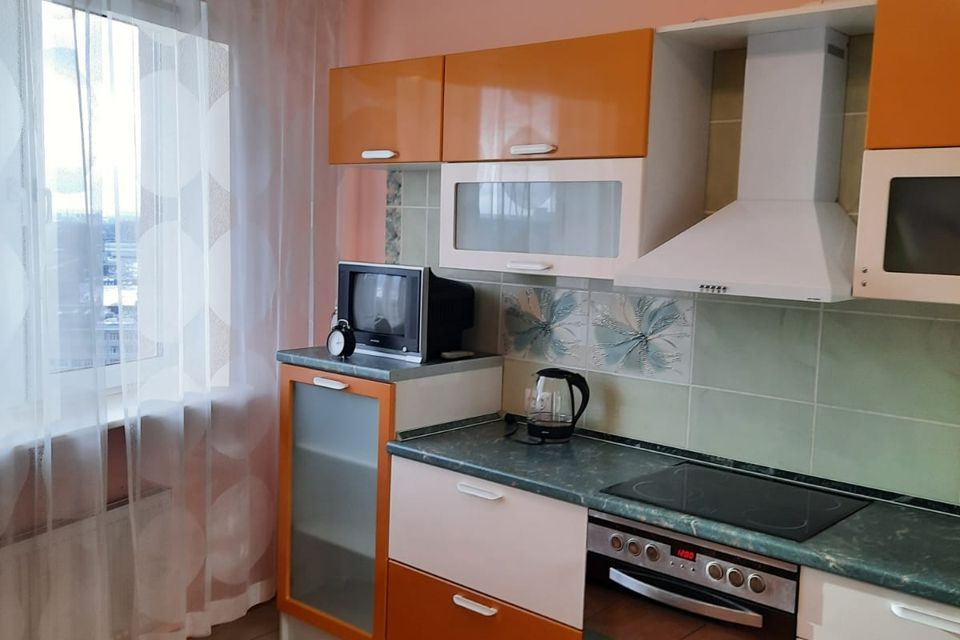 Сдаётся 1-комнатная квартира, 52.1 м²