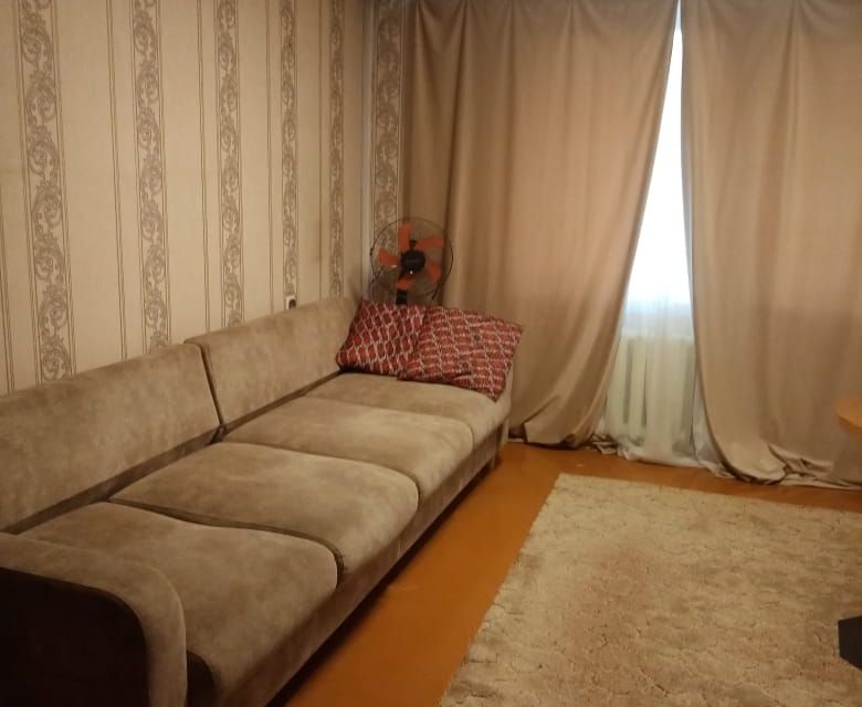 Сдаётся 2-комнатная квартира, 50 м²