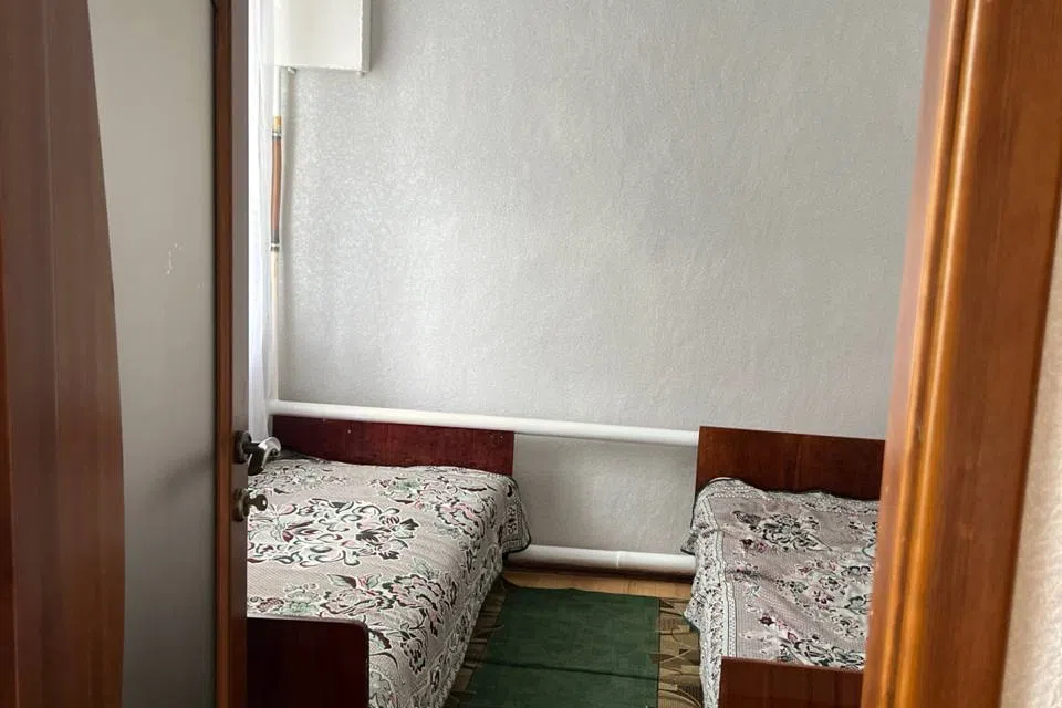 Сдаётся 1-этажный дом, 80 м²