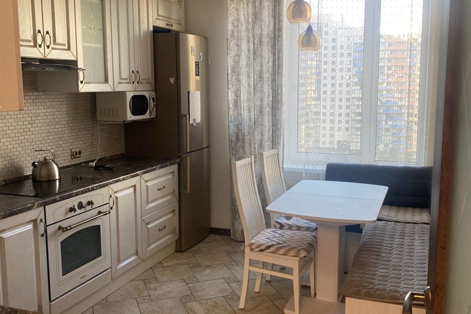 Сдаётся 2-комнатная квартира, 52 м²