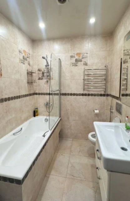 Сдаётся 1-комнатная квартира, 42 м²