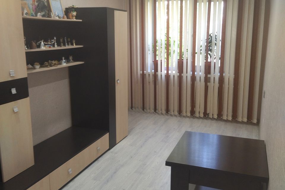 Сдаётся 2-комнатная квартира, 42 м²