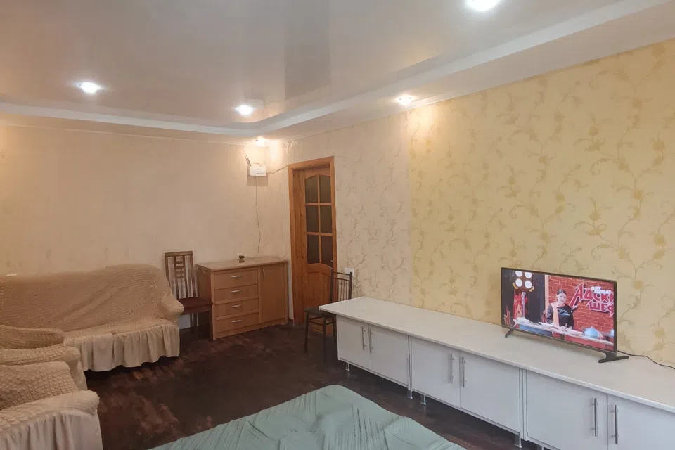 Сдаётся 2-комнатная квартира, 55 м²