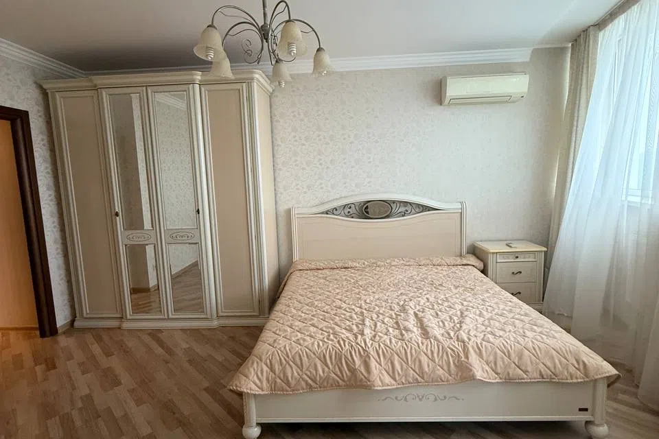 Сдаётся 3-комнатная квартира, 100 м²