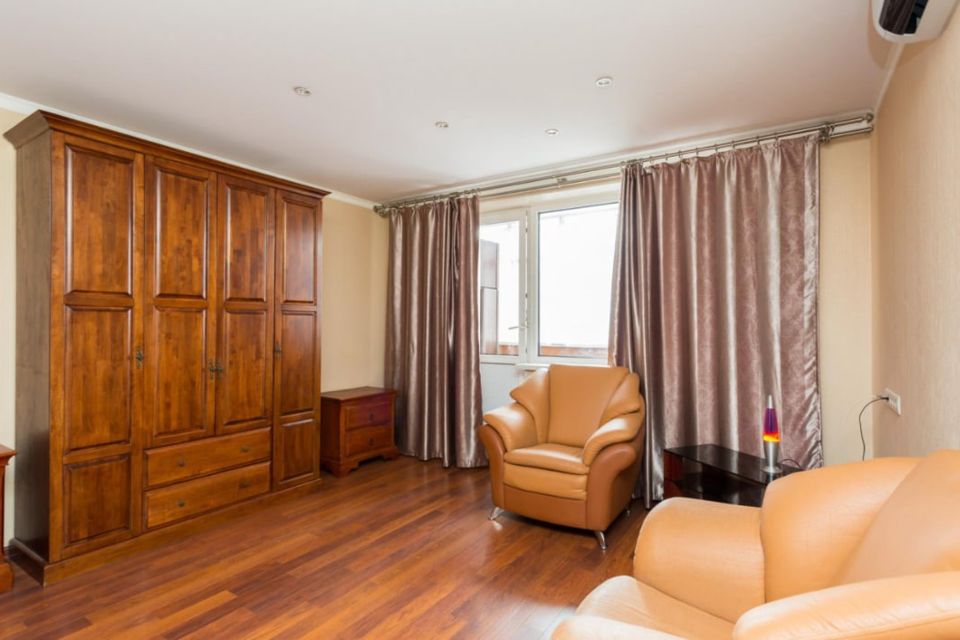 Сдаётся 1-комнатная квартира, 37 м²