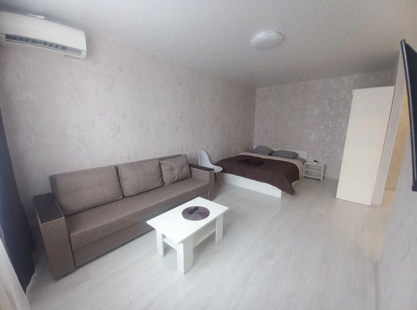 Сдаётся 1-комнатная квартира, 42 м²
