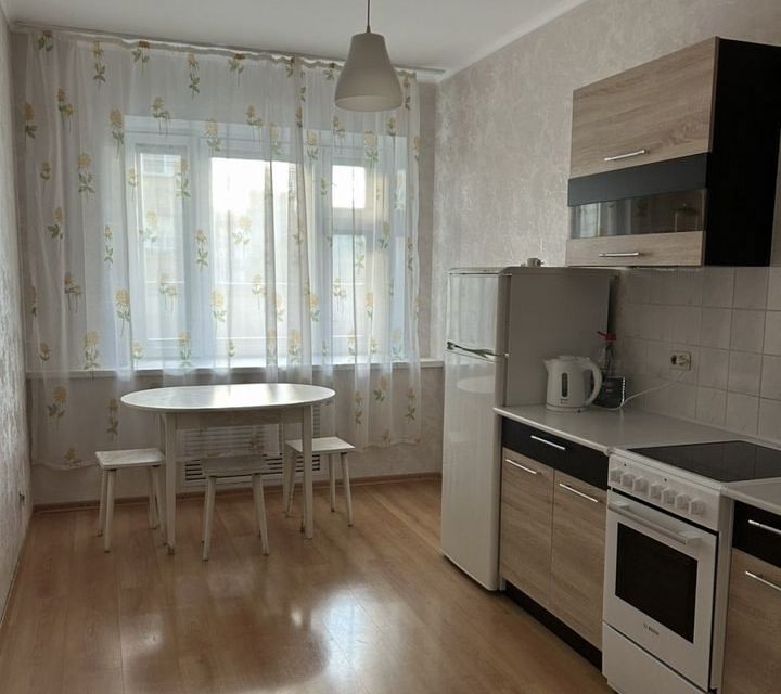 Сдаётся 1-комнатная квартира, 46 м²