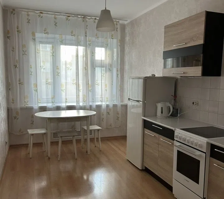 Сдаётся 1-комнатная квартира, 46 м²
