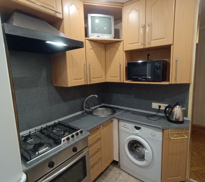 Сдаётся 2-комнатная квартира, 42 м²