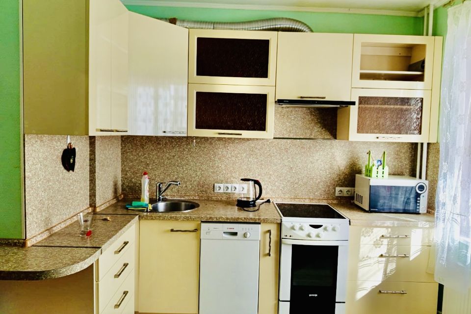 Сдаётся 1-комнатная квартира, 39 м²