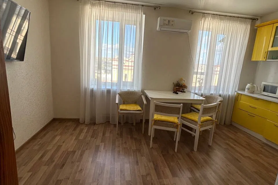 Сдаётся 3-комнатная квартира, 70 м²