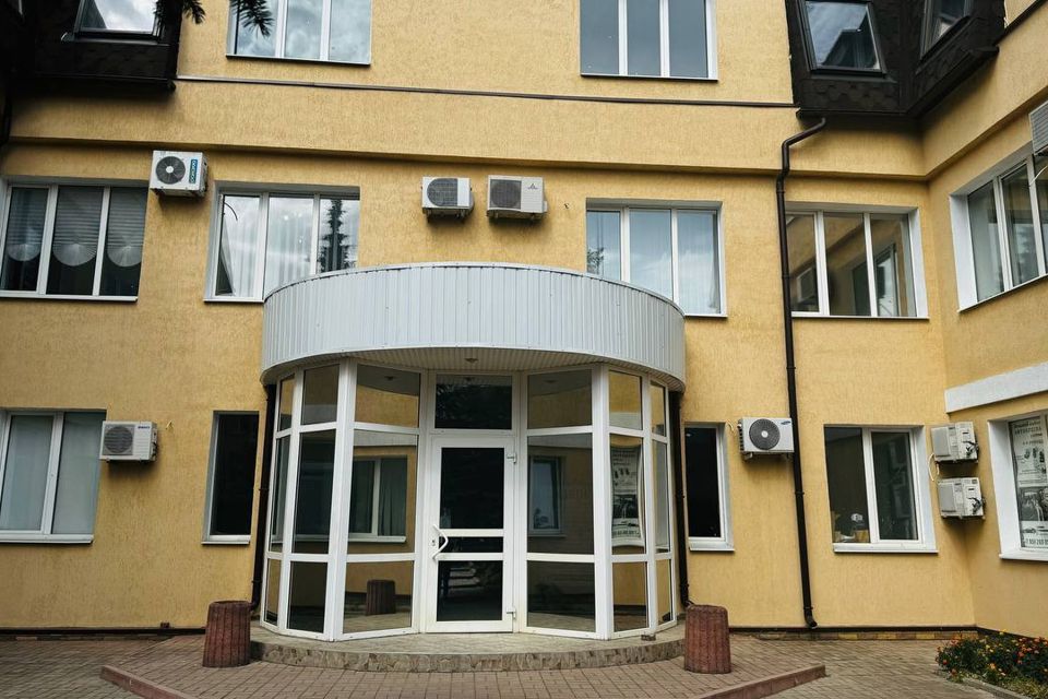 Сдаётся помещение своб. назначения, 100 м²