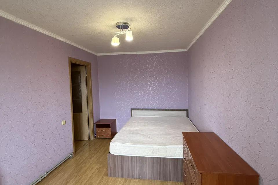 Сдаётся 2-комнатная квартира, 56 м²