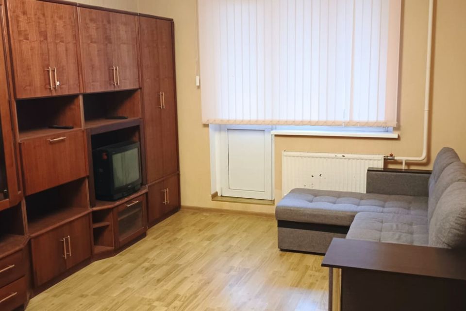 Сдаётся 1-комнатная квартира, 38 м²