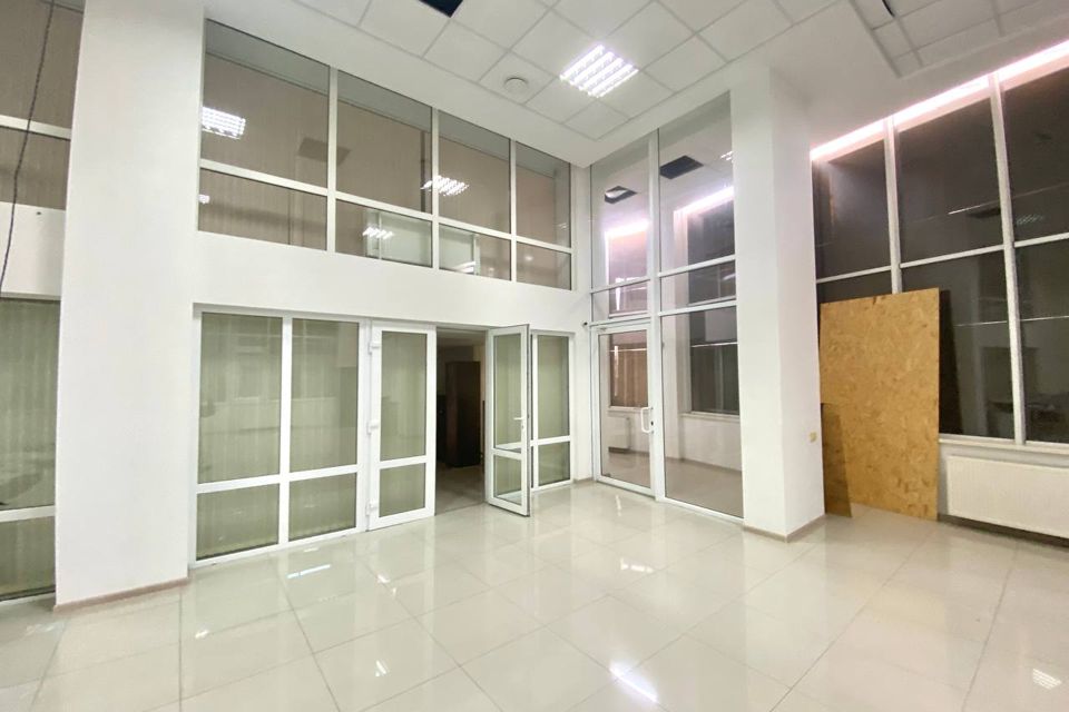 Сдаётся офис, 560 м²