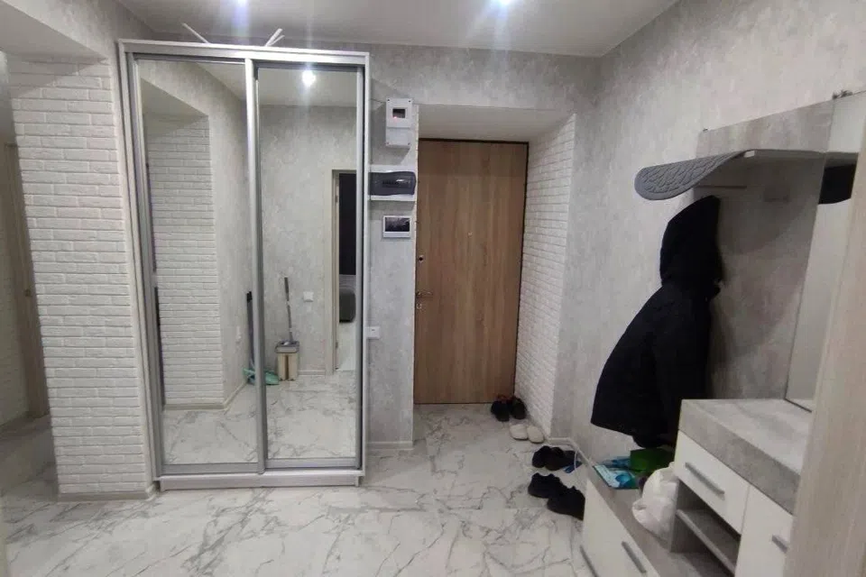 Сдаётся 2-комнатная квартира, 78 м²