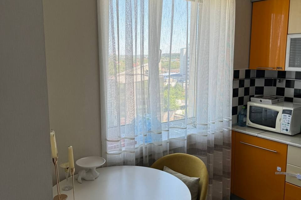 Сдаётся 2-комнатная квартира, 50 м²