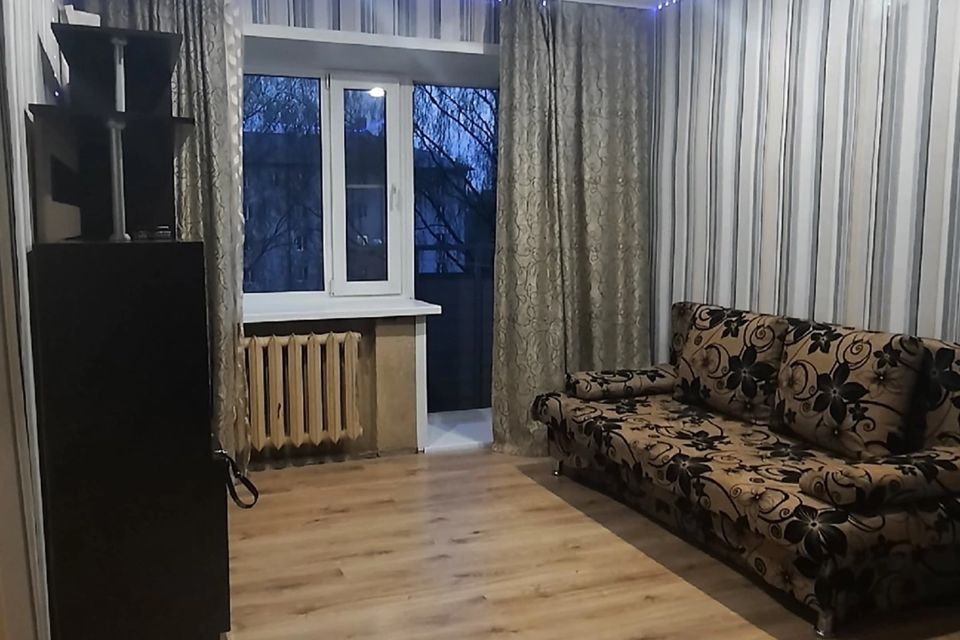 Сдаётся 1-комнатная квартира, 32 м²