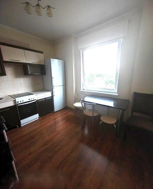 Сдаётся 2-комнатная квартира, 58 м²