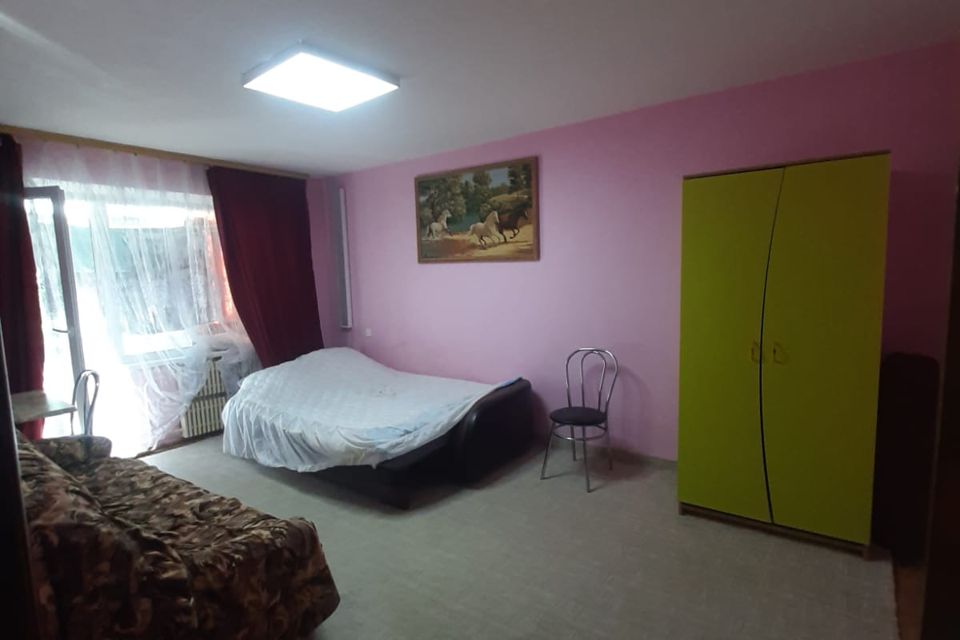 Сдаётся 1-комнатная квартира, 37 м²