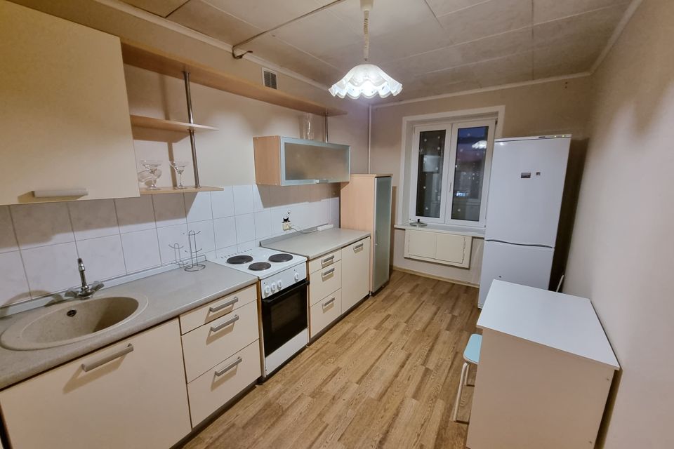 Сдаётся 1-комнатная квартира, 38 м²